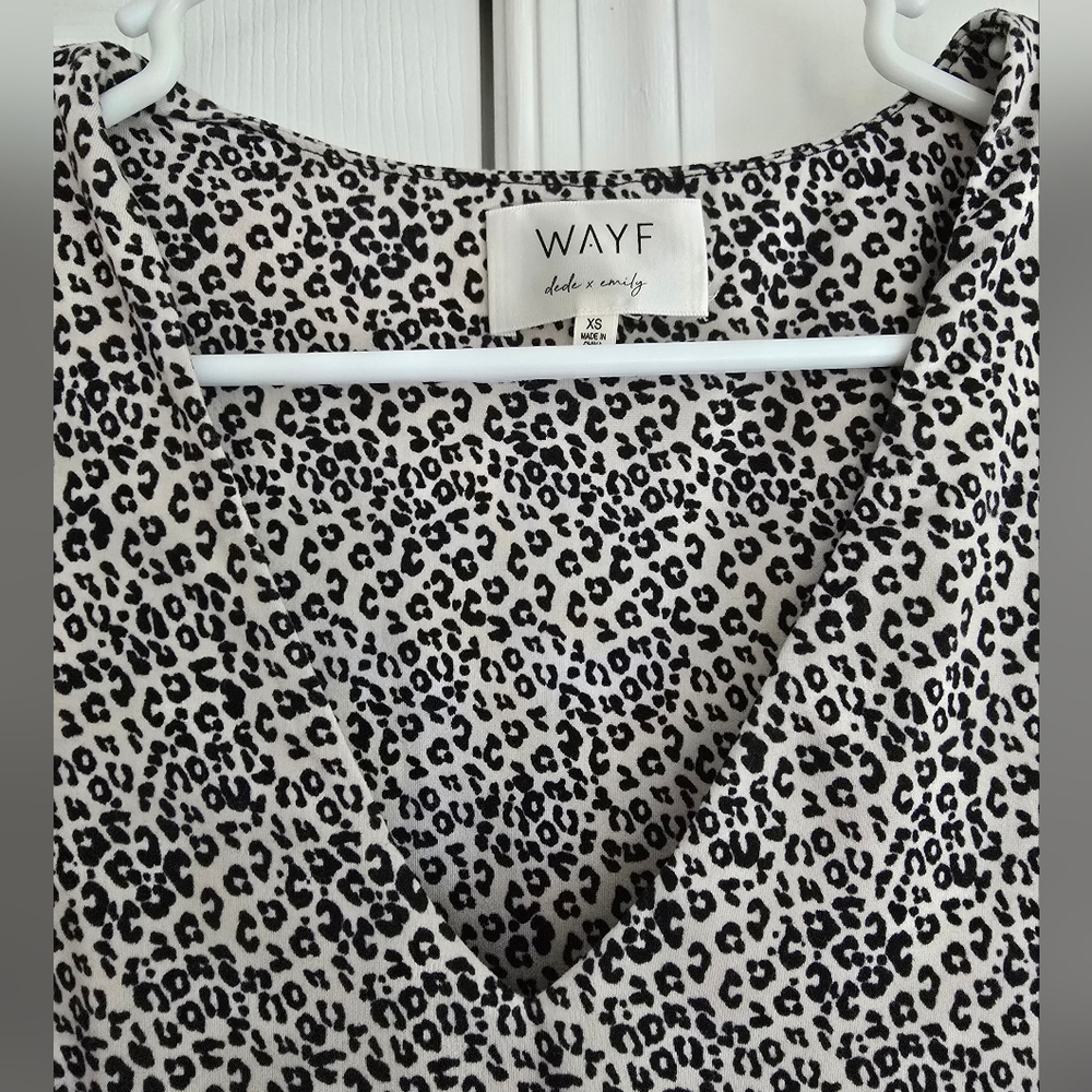 Wayf Dress - Picture 3 of 4